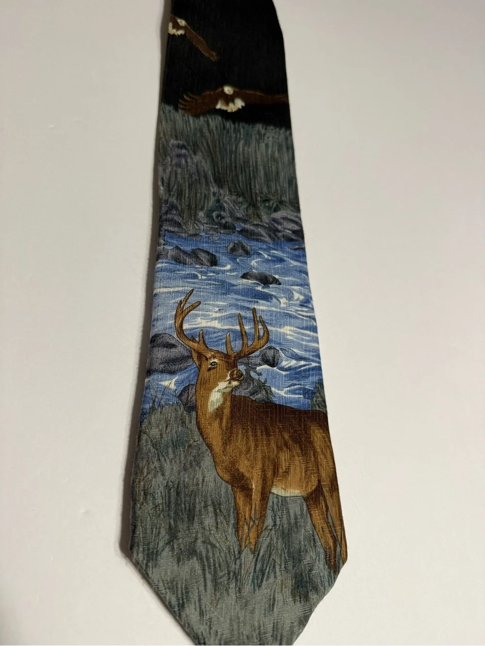 Vintage Deer Tie